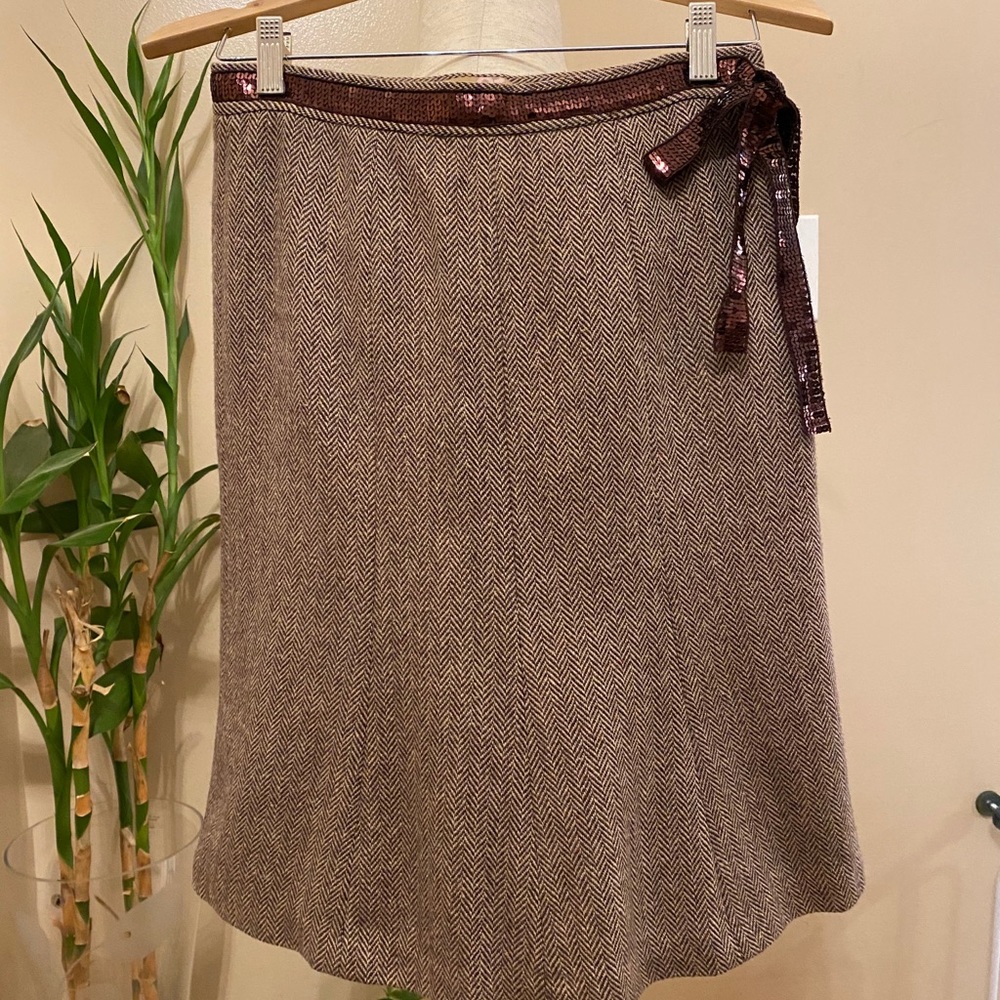 Forever 21 brown skirt 
Size XS